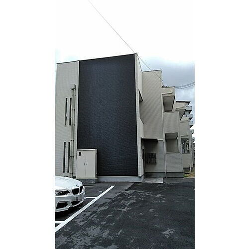 大阪府羽曳野市高鷲９丁目 賃貸アパート