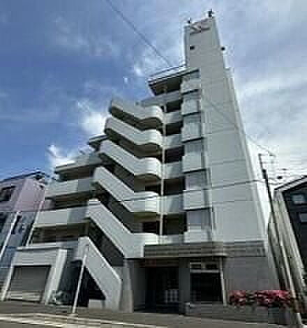 神奈川県横浜市南区中村町４丁目 7階建