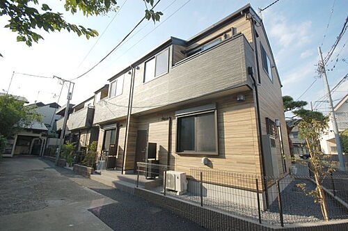 東京都世田谷区北沢４丁目 2階建 築1年未満