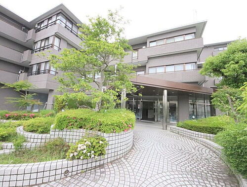 グランドパレス学園前　Ｄ 5階建