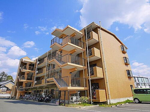 奈良県生駒市山崎町 4階建 築28年3ヶ月