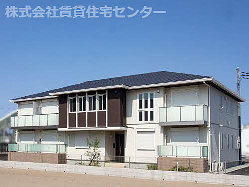 和歌山県和歌山市西浜 築4年9ヶ月 2階建