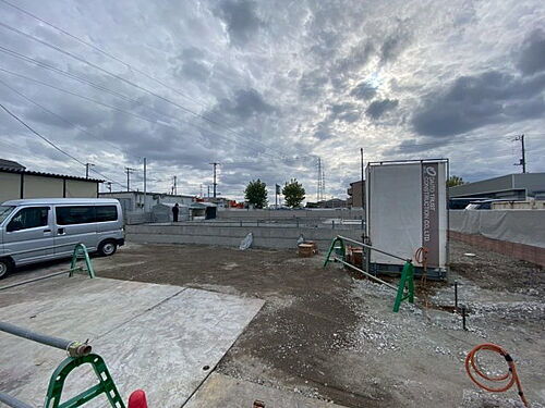 千葉県市原市君塚２丁目 2階建 