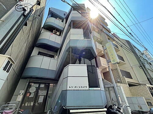 レン・バーンハイツ