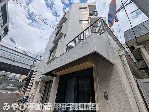 兵庫県西宮市鳴尾町３丁目 賃貸マンション