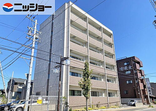 ＧＲＡＣＥ　ＣＯＵＲＴ　ＫＵＷＡＮＡ 6階建