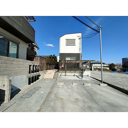 シェリル三田屋敷町