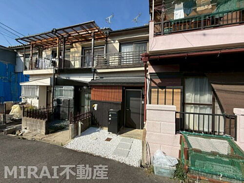 大阪府松原市東新町５丁目 テラスハウス