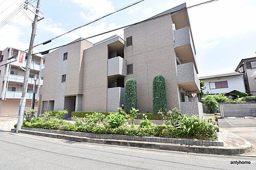 大阪府吹田市末広町 築18年10ヶ月 3階建