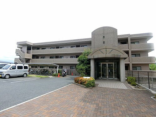 大阪府和泉市万町 賃貸マンション