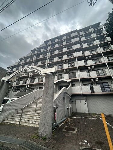 神奈川県横浜市保土ケ谷区岩井町 8階建