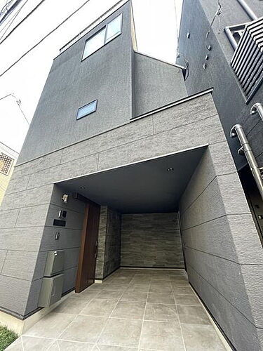 東京都杉並区西荻南２丁目 3階建 