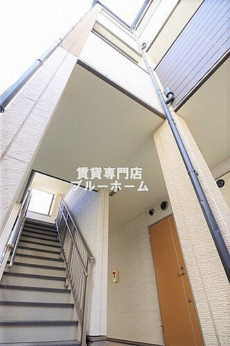 大阪府堺市堺区北田出井町１丁 3階建 築12年10ヶ月