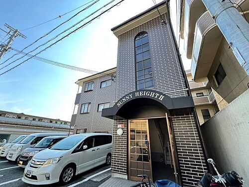 大阪府藤井寺市沢田２丁目 築32年2ヶ月 3階建