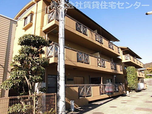 和歌山県和歌山市直川 賃貸マンション