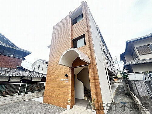 大阪府泉大津市助松町１丁目 3階建 築35年12ヶ月