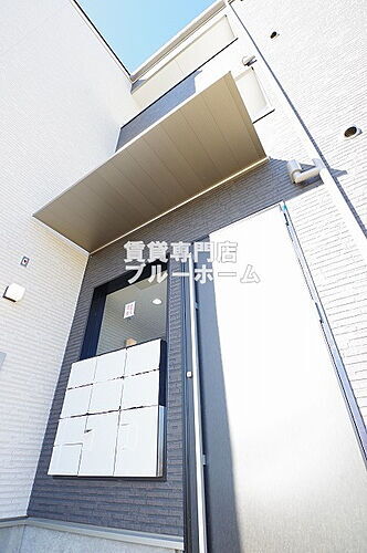 大阪府堺市堺区遠里小野町１丁 築1年11ヶ月 3階建