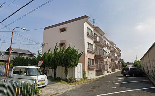 大阪府泉大津市曽根町２丁目 3階建 築46年5ヶ月