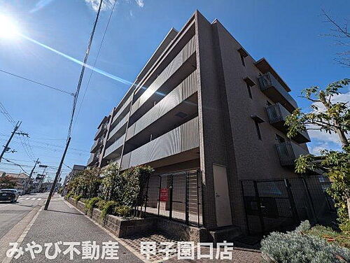 兵庫県西宮市甲子園三番町 築15年9ヶ月 5階建
