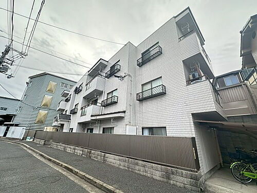 大阪府吹田市南正雀４丁目 築37年9ヶ月 3階建