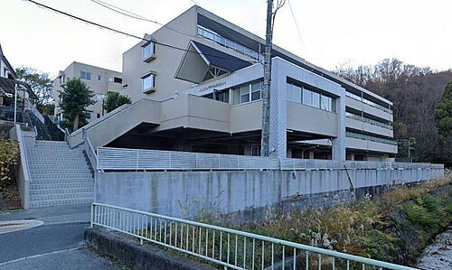 兵庫県神戸市北区鈴蘭台南町８丁目 賃貸マンション