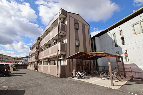 大阪府河内長野市木戸西町３丁目 賃貸マンション