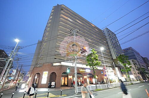 神奈川県横浜市西区平沼１丁目 14階建
