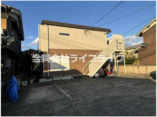 奈良県生駒郡斑鳩町興留２丁目 賃貸アパート