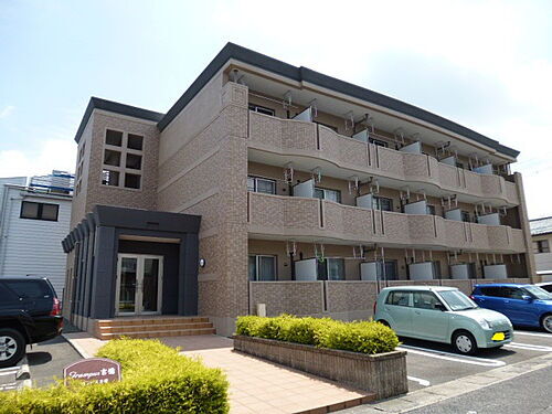 岡山県総社市中央５丁目 3階建 築17年4ヶ月