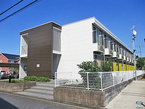 レオパレスカネエーズ松ヶ丘Ｂ棟 2階建