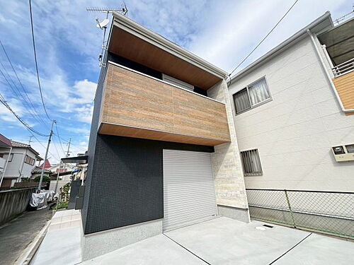 大阪府羽曳野市南恵我之荘８丁目 賃貸一戸建て