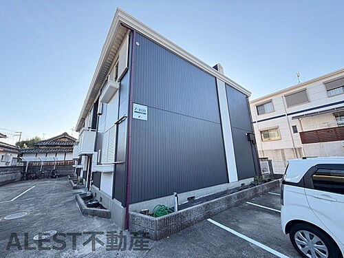 大阪府高石市綾園２丁目 築36年1ヶ月 2階建