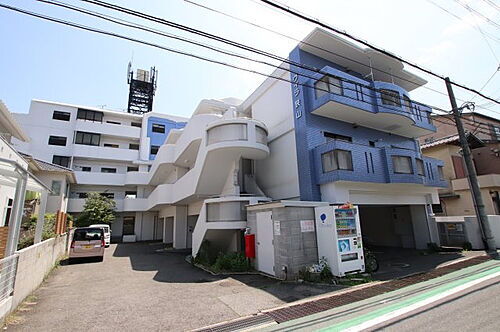 大阪府大阪狭山市池尻中３丁目 賃貸マンション