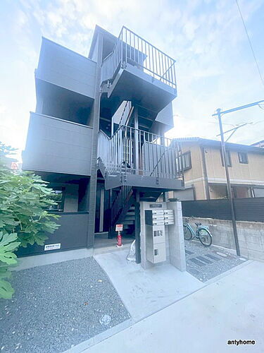 大阪府大阪市東淀川区下新庄５丁目 3階建 築1年1ヶ月