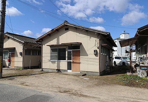 岡山県倉敷市新田 平屋建て 築40年10ヶ月
