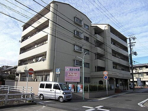 愛知県名古屋市名東区牧の里１丁目 築40年8ヶ月 5階建