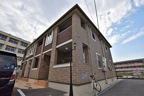 大阪府羽曳野市高鷲２丁目 2階建 築11年3ヶ月