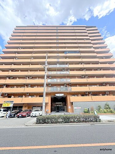 大阪府大阪市浪速区恵美須西３丁目 地上15階地下1階建 築32年