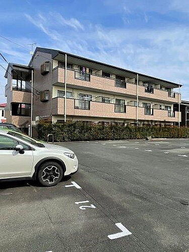 福岡県久留米市宮ノ陣５丁目 3階建 築28年8ヶ月