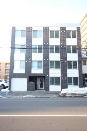 北海道札幌市東区北十八条東１７丁目 賃貸マンション
