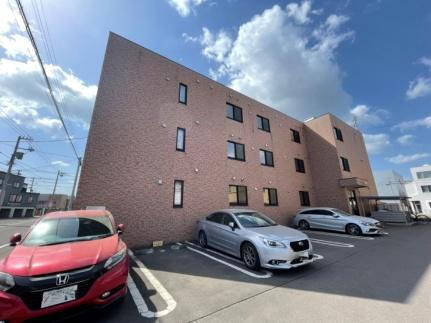 ジュネス松陰 3階建