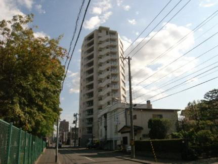 北海道札幌市豊平区平岸四条３丁目 14階建 築18年5ヶ月
