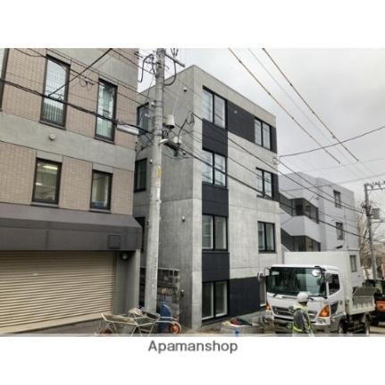 北海道札幌市白石区南郷通１４丁目北 4階建 築1年3ヶ月