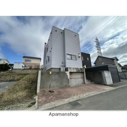 北海道北広島市大曲末広６丁目 3階建 築45年9ヶ月