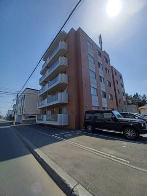 北海道札幌市白石区北郷三条４丁目 賃貸マンション