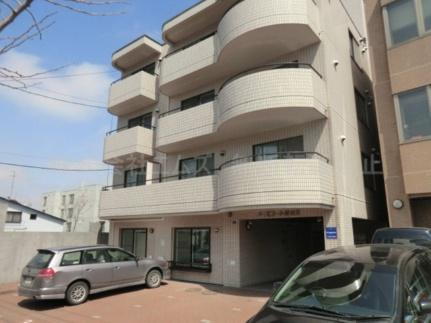 北海道札幌市白石区菊水一条４丁目 賃貸マンション