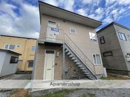 宮前町１４　１棟２戸 2階建
