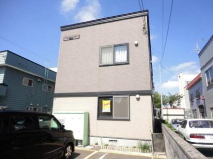 フリーダム１ー７ 2階建