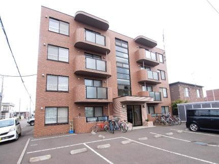 北海道札幌市白石区北郷二条３丁目 賃貸マンション