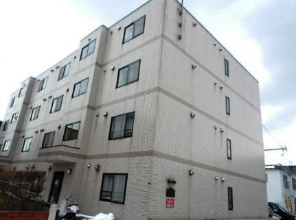 北海道札幌市白石区北郷二条５丁目 賃貸マンション